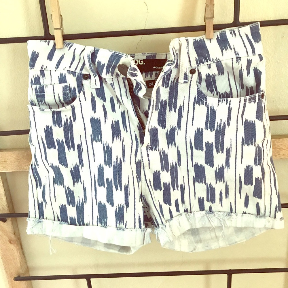 Urban Outfitters ‘BDG’ mom shorts high waisted